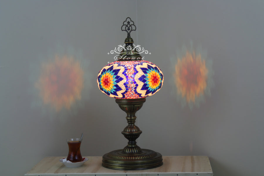 Table Lamps with No5 (XL) Globe