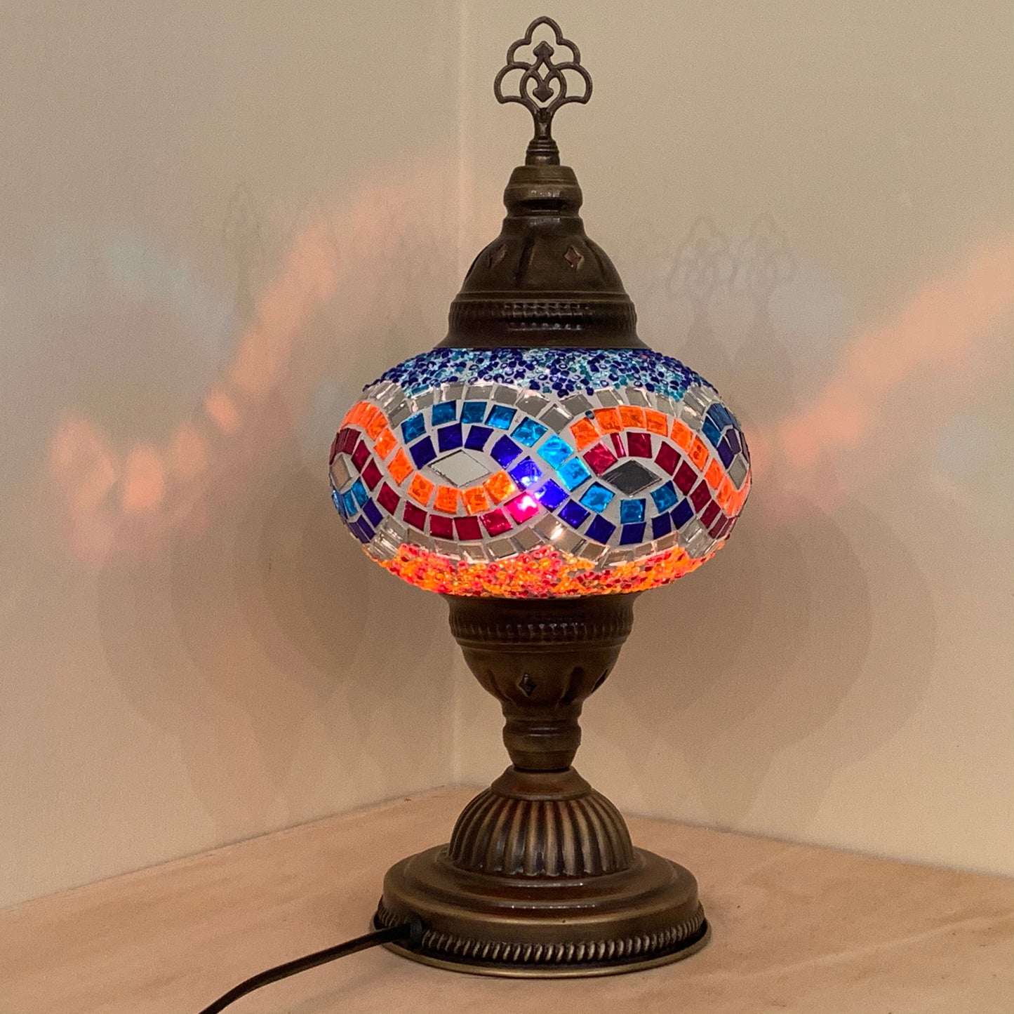 Table Lamps with No3 (Large) Globe