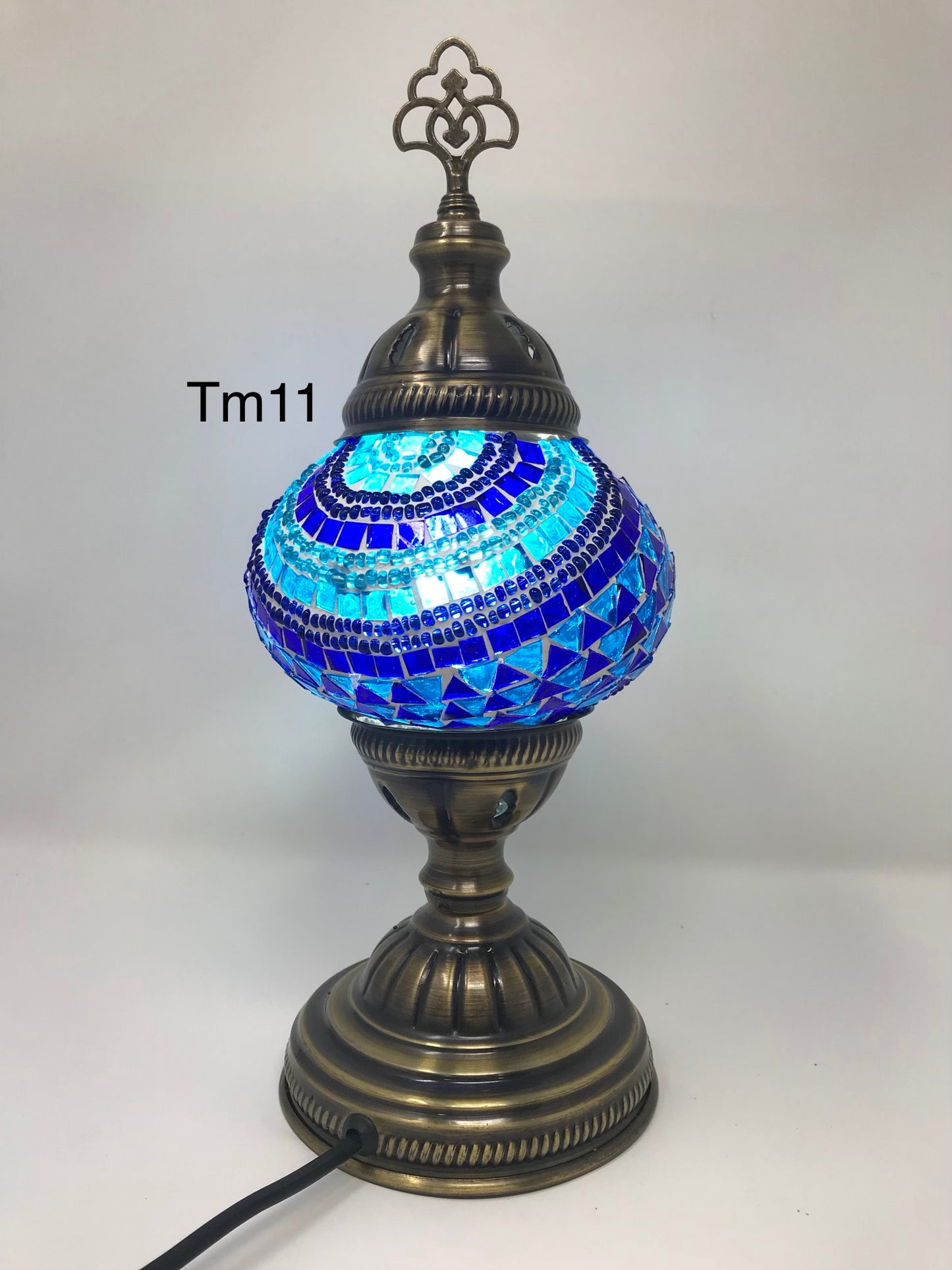 Table Lamps with No2 (Medium) Globe